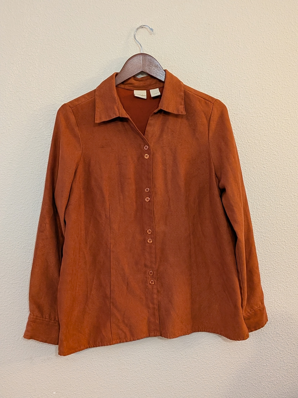 Women’s Button-Down Collared Top in Rust